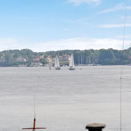 Constance - 50m From The Sea By Interhome Appartement *